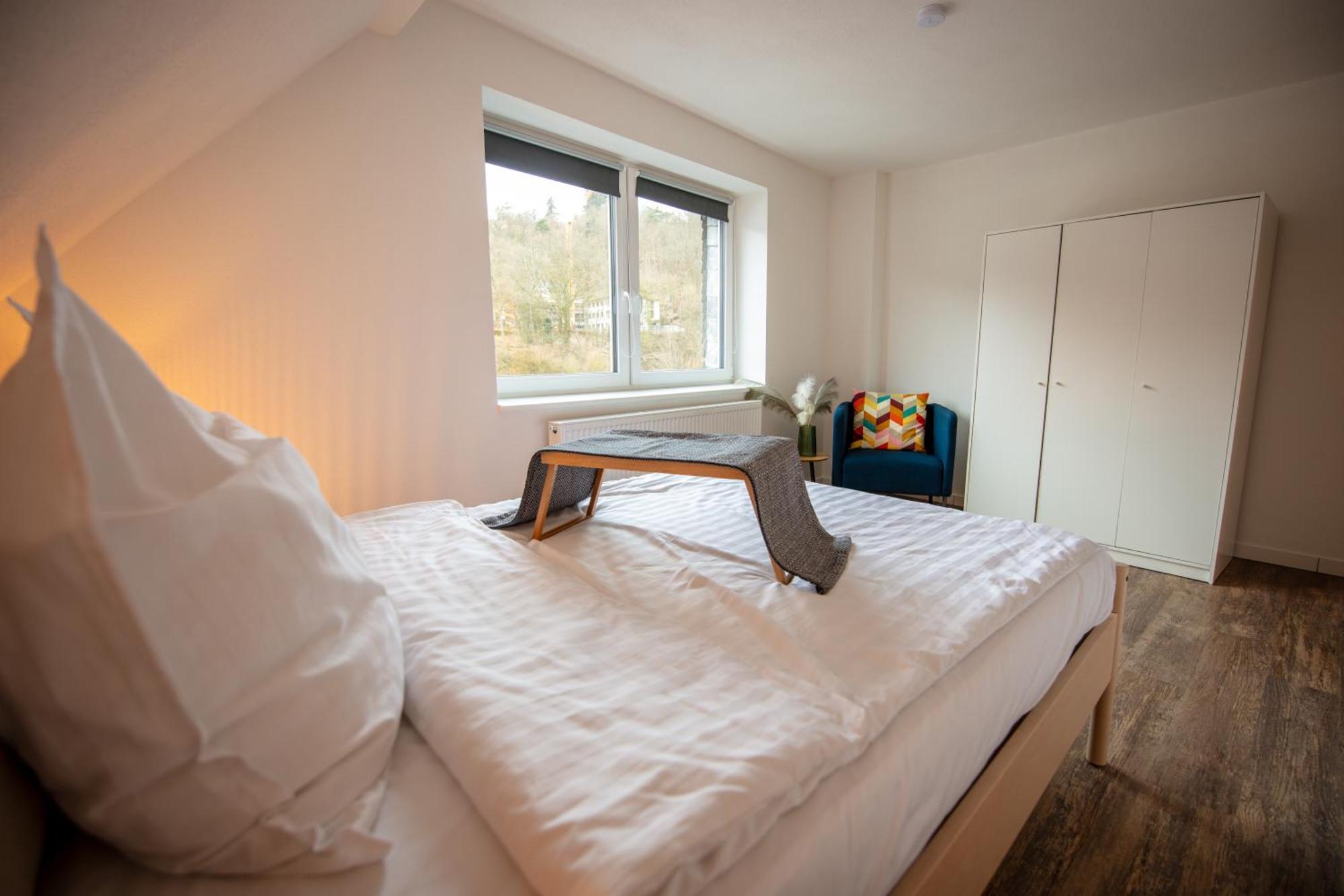 Queensize Bett & Netflix Zentral
